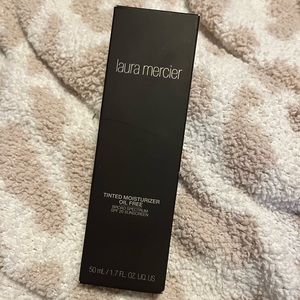 Oil free Tinted Moisturizer